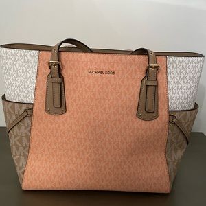Michael Kors large tote. Barely used. Still very stiff, not broken in yet!